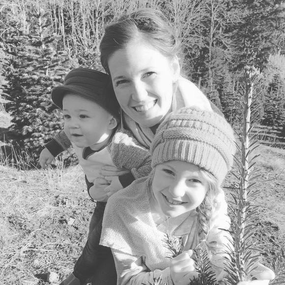 Meet your Posher, Brandi - Picture 1 of 1